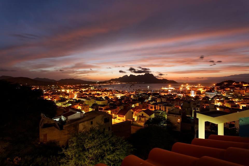 Casa Comba Bed & Breakfast Mindelo Exterior photo