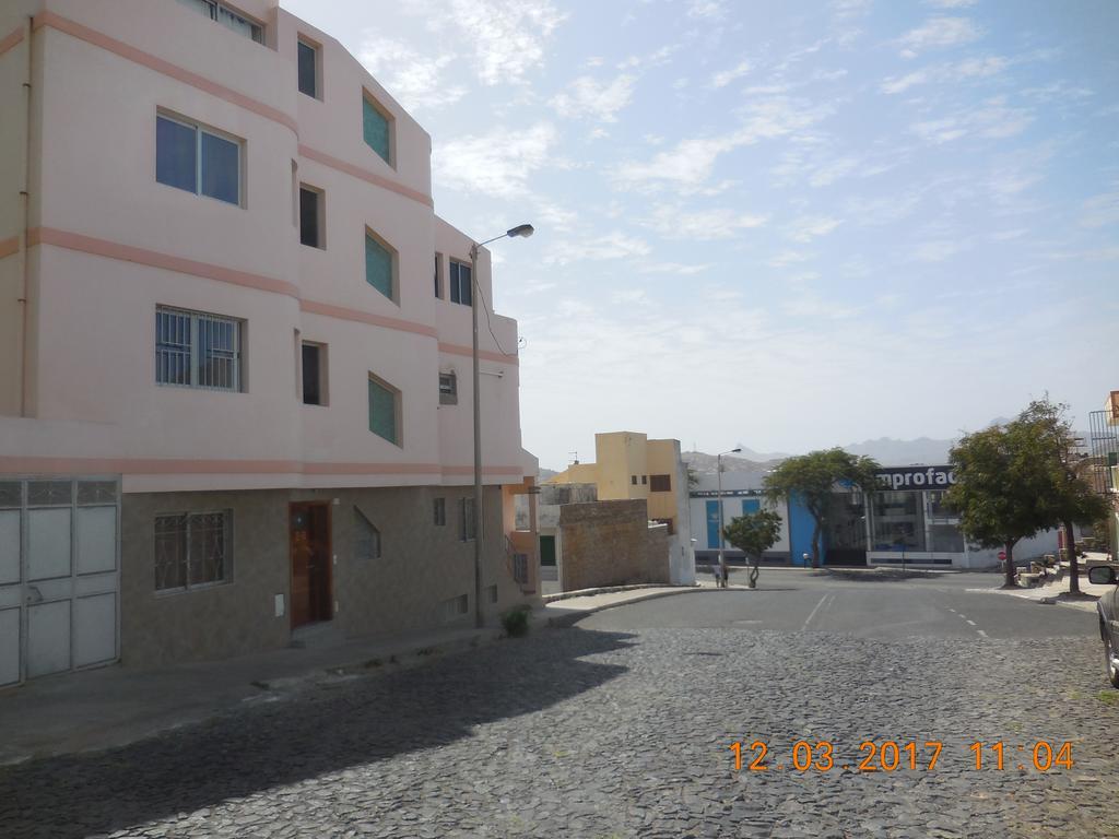 Casa Comba Bed & Breakfast Mindelo Exterior photo