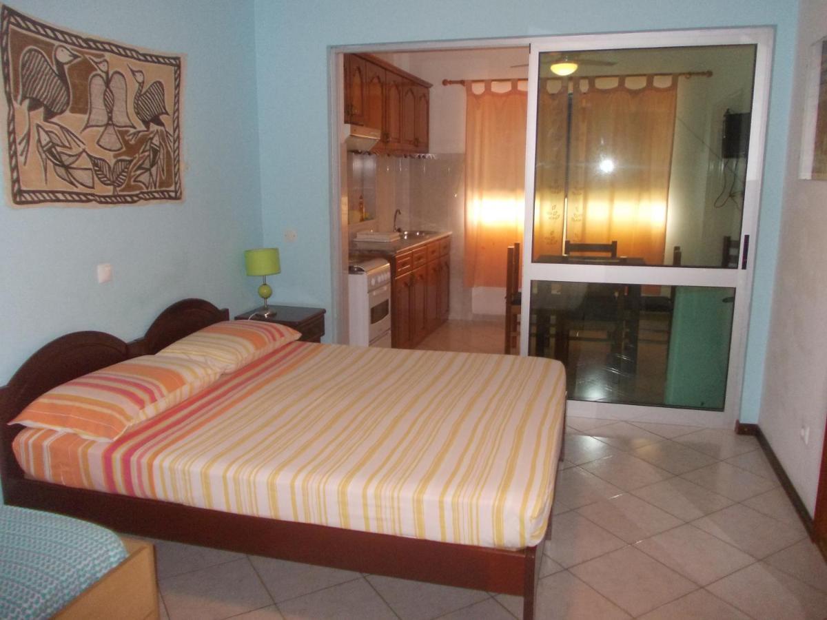 Casa Comba Bed & Breakfast Mindelo Exterior photo
